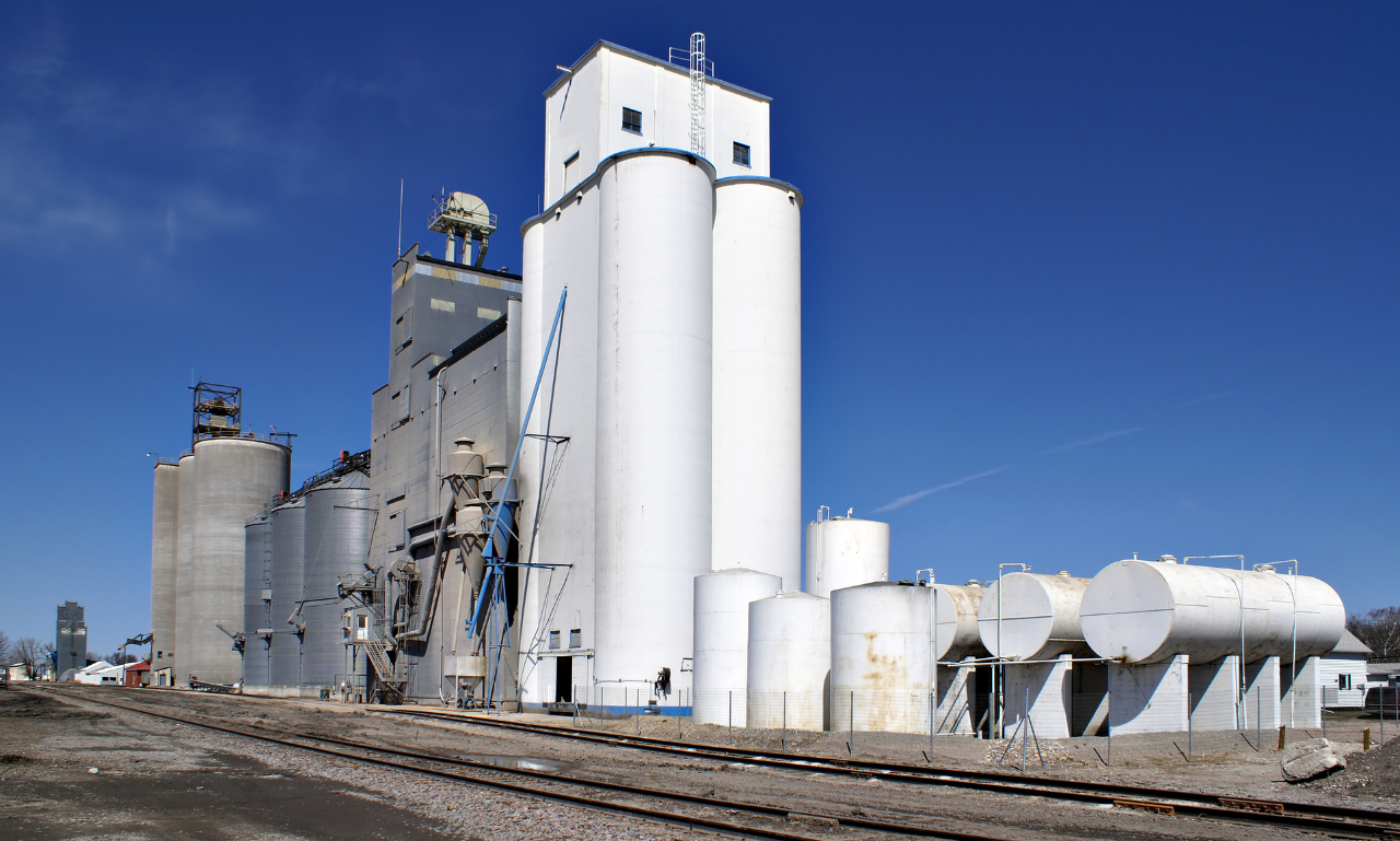 Nettoyage des Silos – Spécialiste du Nettoyage en Hauteur et Milieu Confiné Nettoyage des silos. DS Cordiste